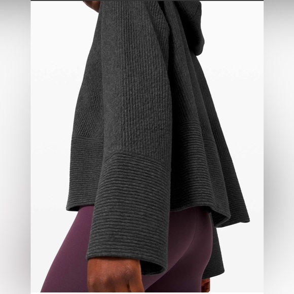 Lululemon Retreat Yourself Hoodie - Picture 3 of 5